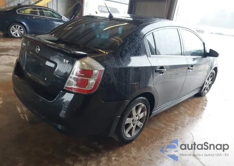 2011 Nissan Sentra 2.0Sr z USA, uszkodzony, nr VIN 3N1AB6AP3BL631704